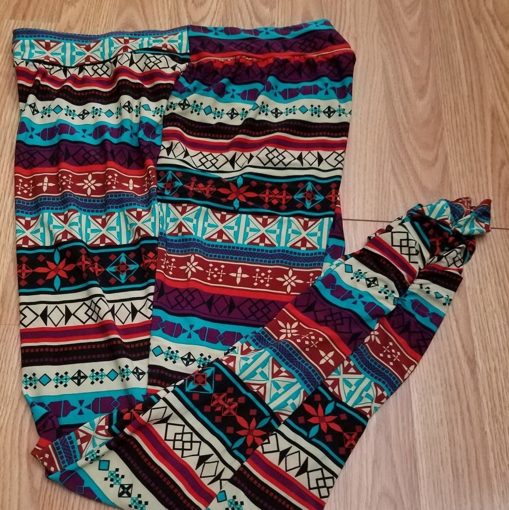 Aztec print inspired leggings